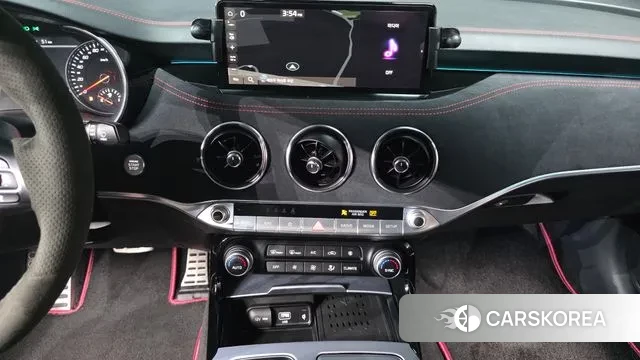 Kia Stinger Meister 2022 Темно-зеленый из Кореи, фото 6