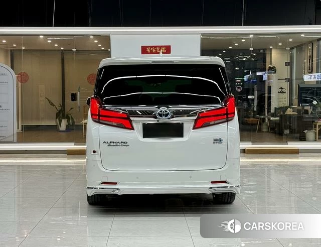 Toyota Elfa 2022 Белый из Китая, фото 6