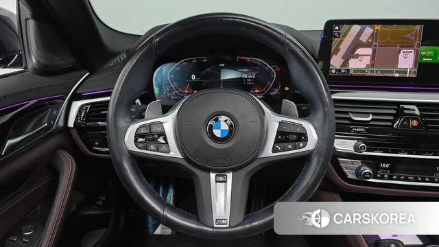 BMW 5 Series (G30) 2023 Черный из Кореи, фото 6
