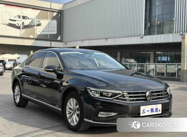 Volkswagen Magotan 2023 Черный из Китая, фото 6