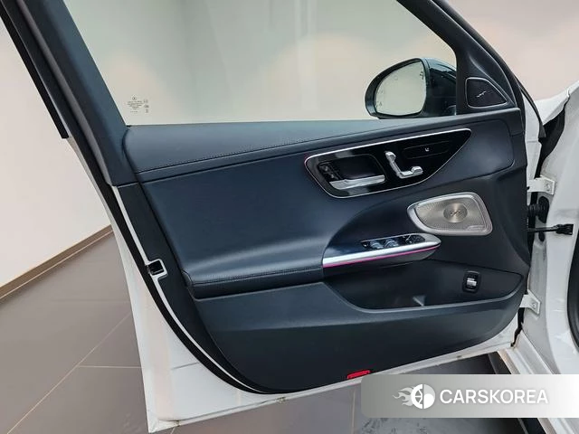 Mercedes-Benz Class C 2024 Белый из Китая, фото 6