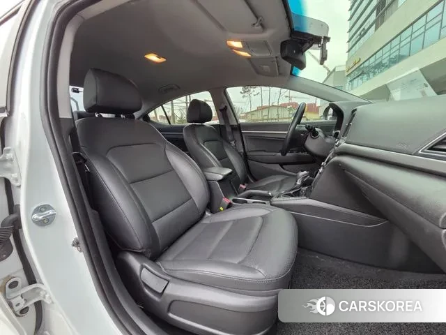 Hyundai Avante AD 2018 Белый из Кореи, фото 6