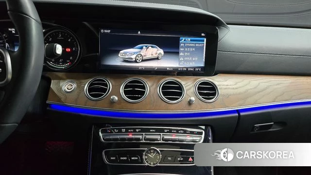 Mercedes-Benz E-Class W213 2019 Белый из Кореи, фото 6