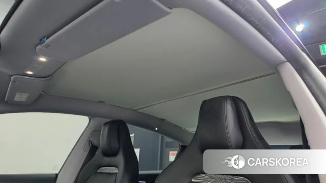 Tesla Model Y 2025 Черный из Кореи, фото 6