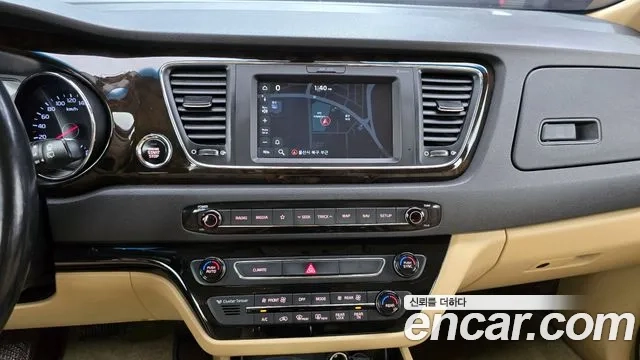 Kia The New Carnival 2018 Белый из Кореи, фото 6