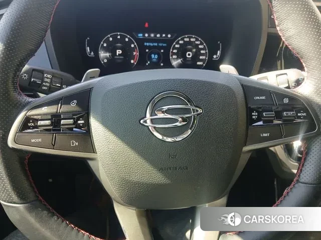 Ssangyong Beautiful Korando 2022 Белый двухцветный из Кореи, фото 6