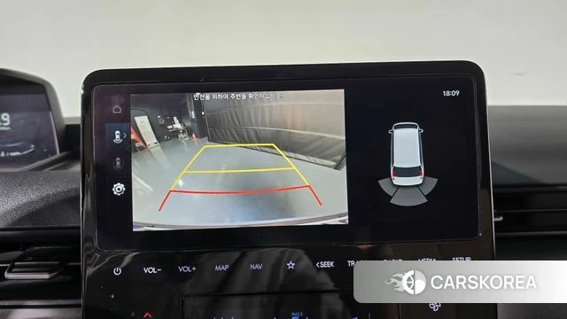 Hyundai Staria 2023 Белый из Кореи, фото 6