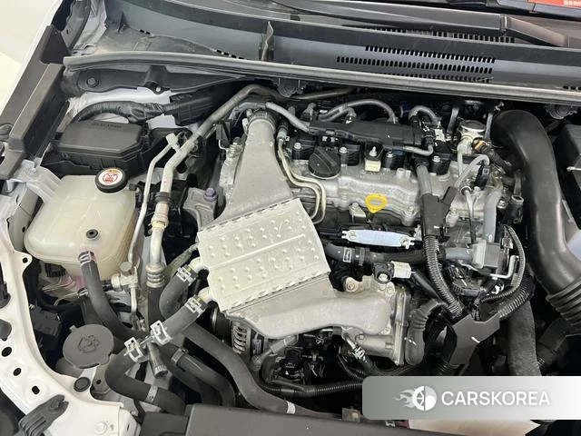 Toyota Corolla 2023 Белый из Китая, фото 6