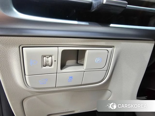 Hyundai The New Tucson (NX4) 2024 Серебристо-серый из Кореи, фото 6