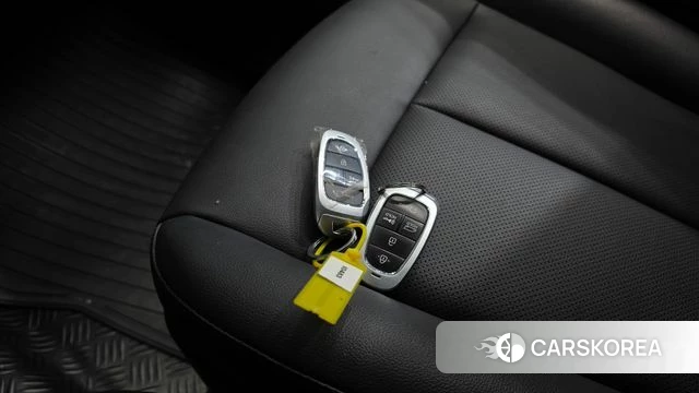 Hyundai Staria 2024 Белый из Кореи, фото 6
