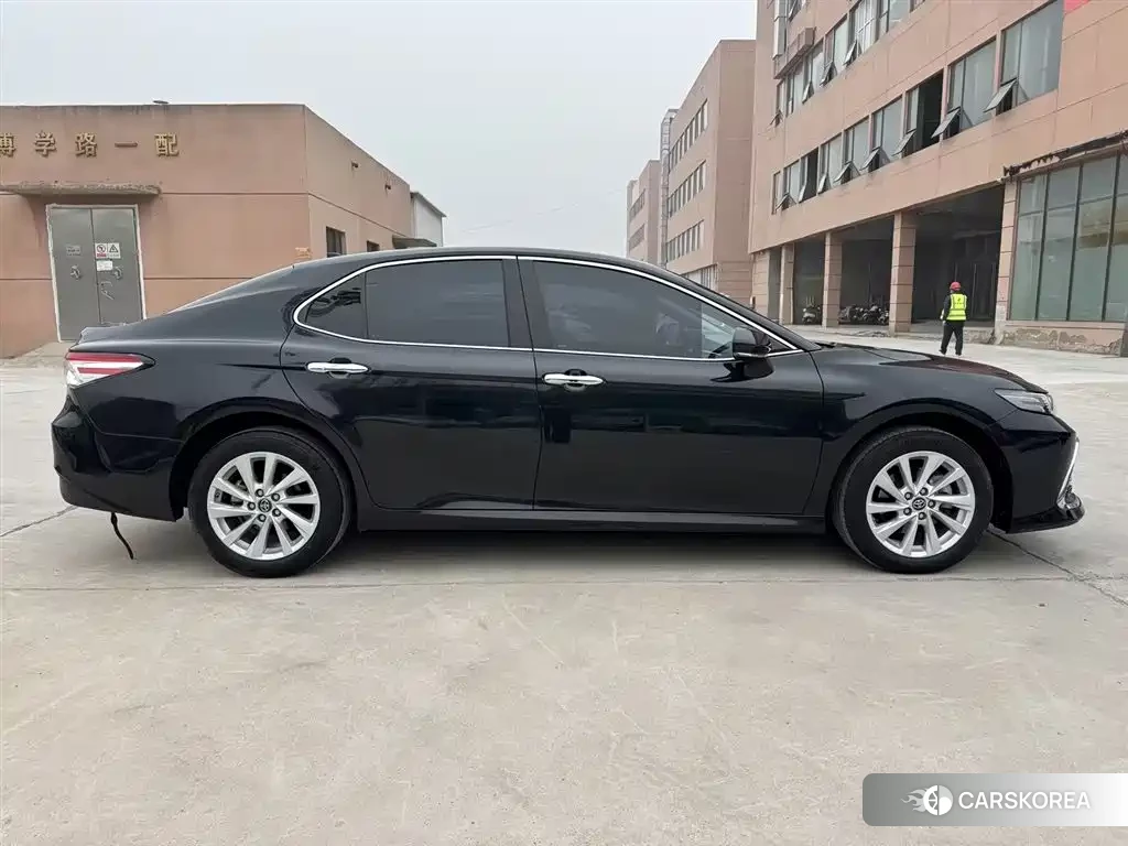 Toyota Camry 2022 Черный из Китая, фото 6