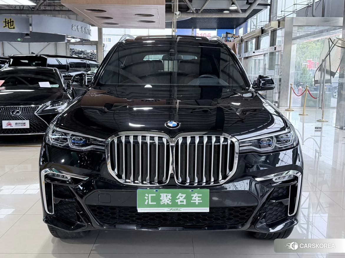 BMW X7 2021 Черный из Китая, фото 6