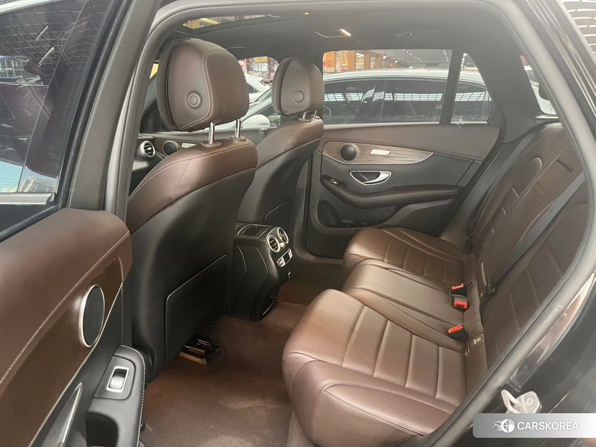 Mercedes-Benz GLC 2021 Черный из Китая, фото 6