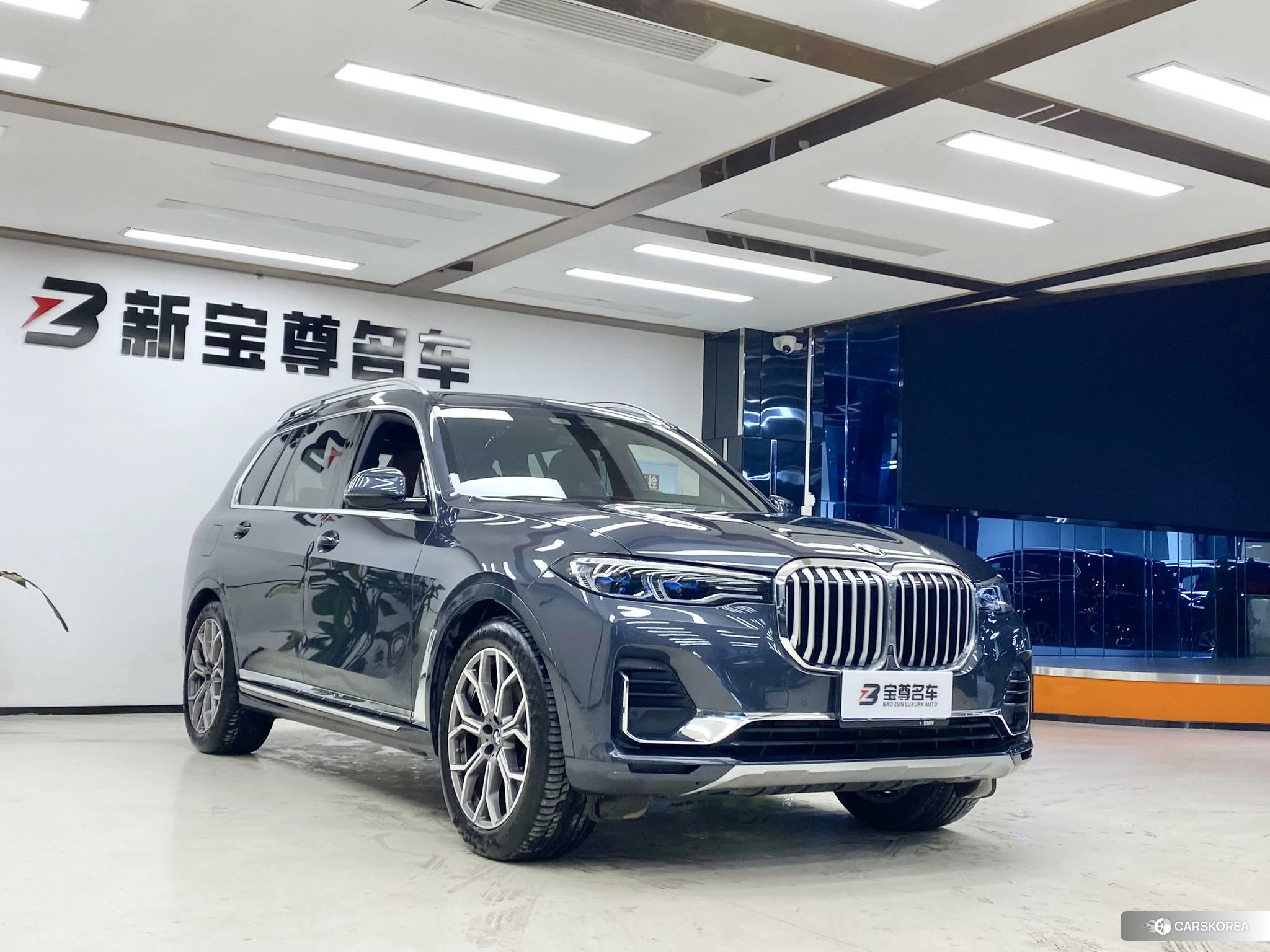 BMW X7 2020 Темно-серый из Китая, фото 6