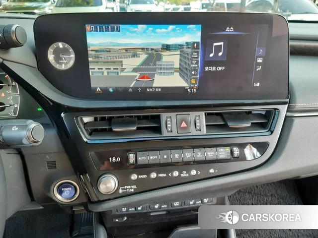 Lexus ES300h 7th generation 2021 Серебристо-серый из Кореи, фото 6