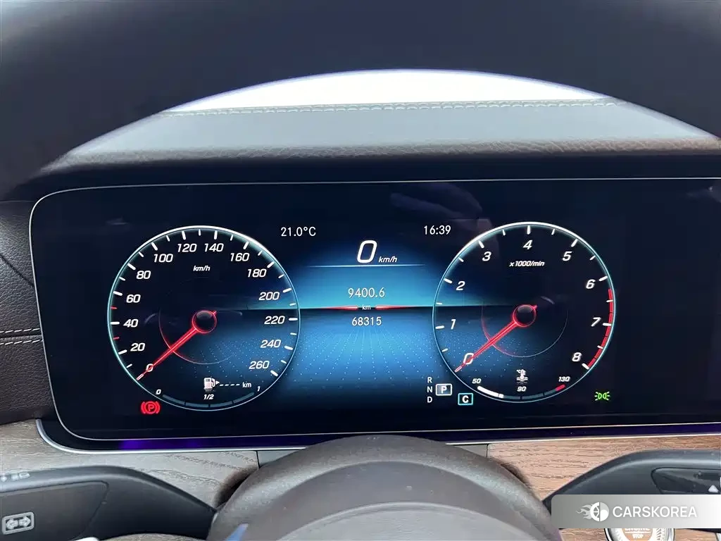 Mercedes-Benz E-Class 2023 Черный из Китая, фото 6