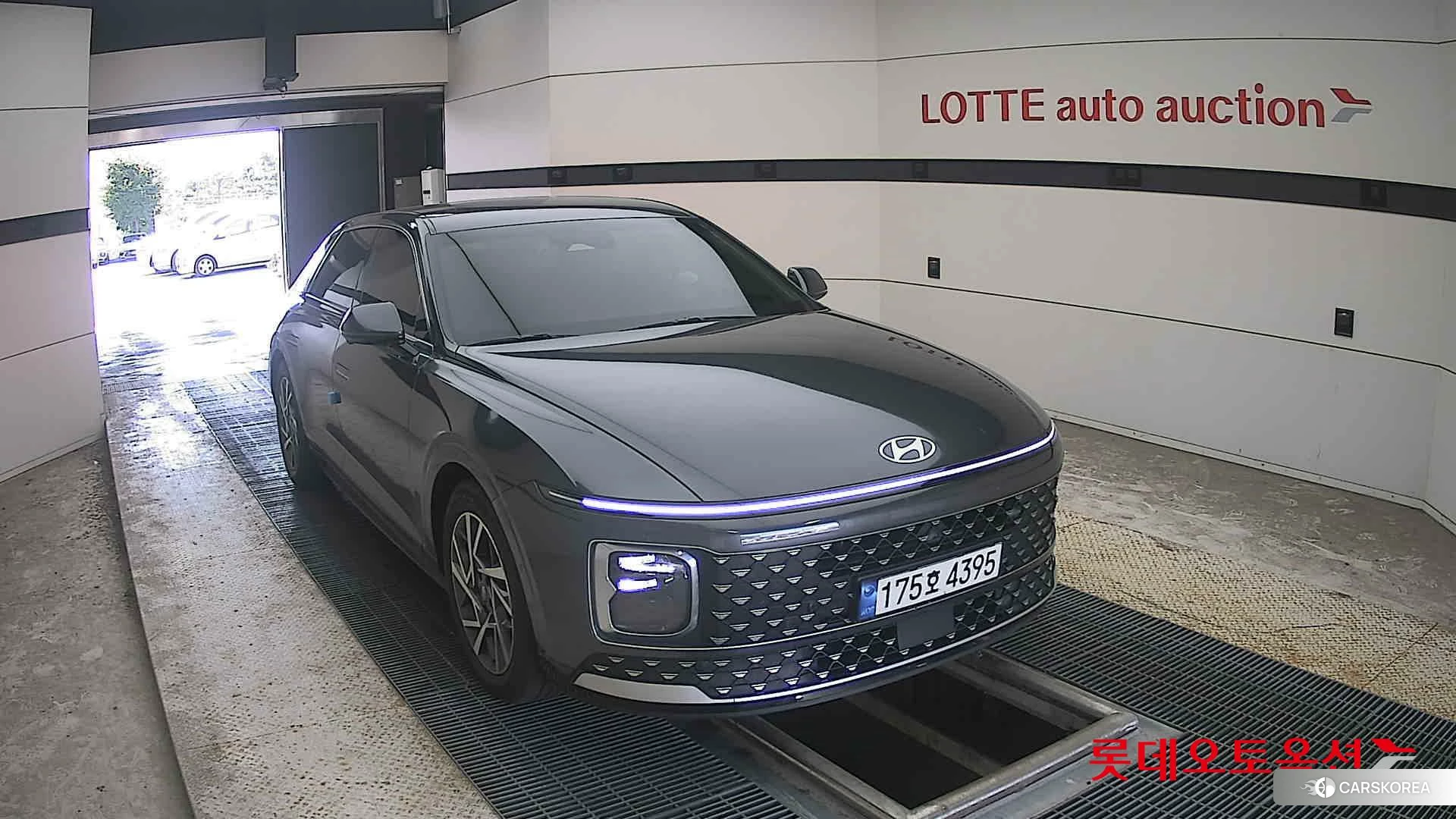Hyundai Grandeur 2023 Nocturne Grey Metallic из Кореи, фото 6