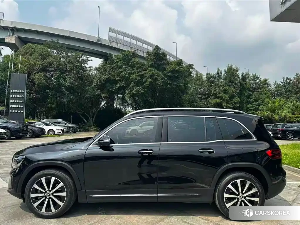Mercedes-Benz GLB 2024 Черный из Китая, фото 6