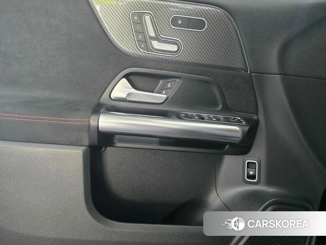 Mercedes-Benz GLA - Class H247 2022 Черный из Кореи, фото 6