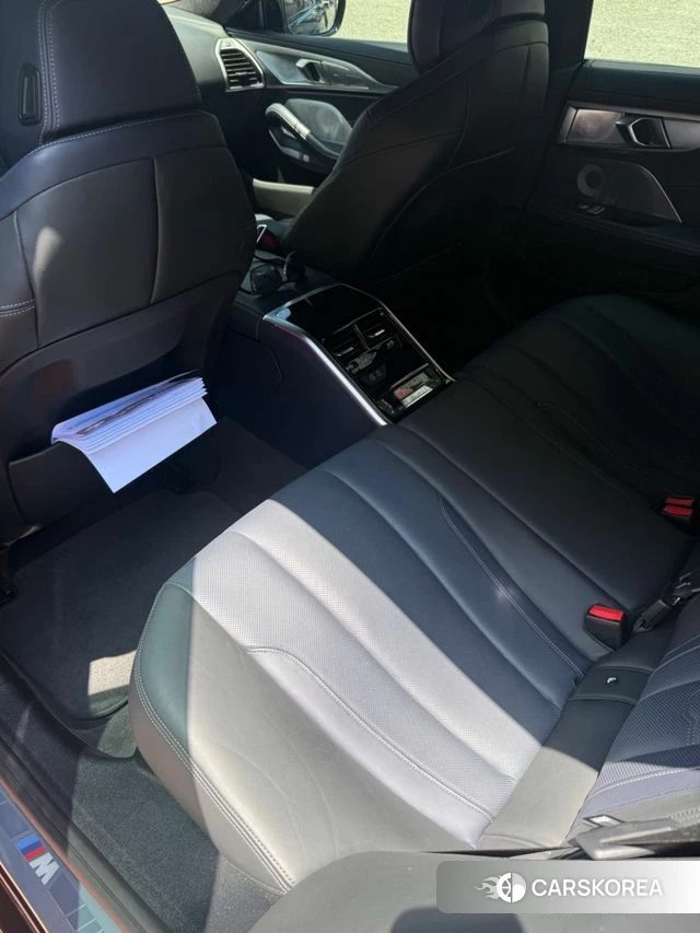 BMW 8 Series (G15) 2024 Черный из Кореи, фото 6