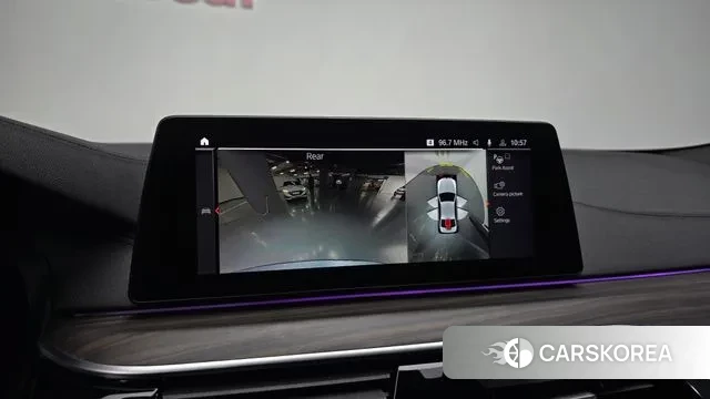 BMW 5 Series (G30) 2020 Серебристо-серый из Кореи, фото 6