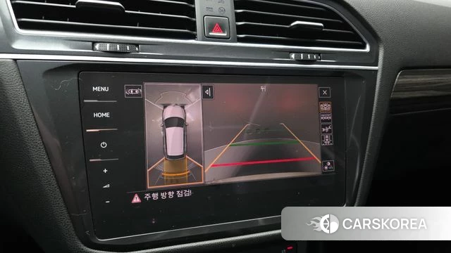 Volkswagen Tiguan Allspace 2023 Белый из Кореи, фото 6
