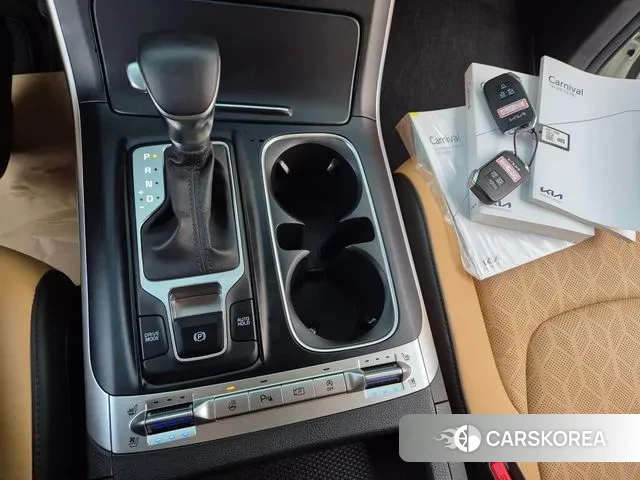 Kia Carnival 4th generation 2023 Белый из Кореи, фото 6