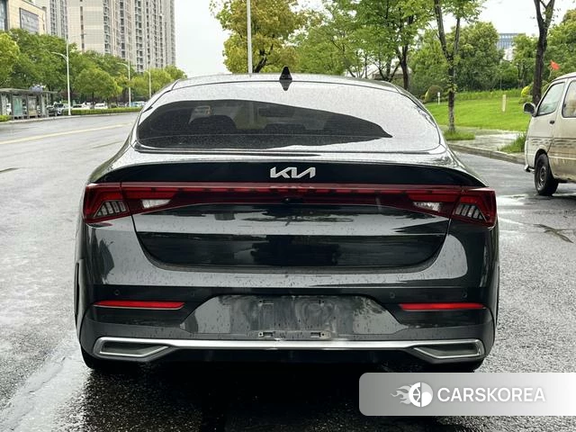 Kia K5 2021 Черный из Китая, фото 6