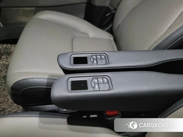 Kia The New Carnival 4th Generation 2024 Белый из Кореи, фото 6