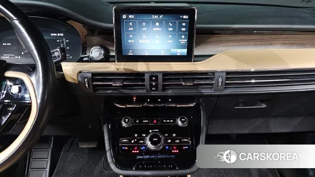 Lincoln Corsair 2022 Белый из Кореи, фото 6