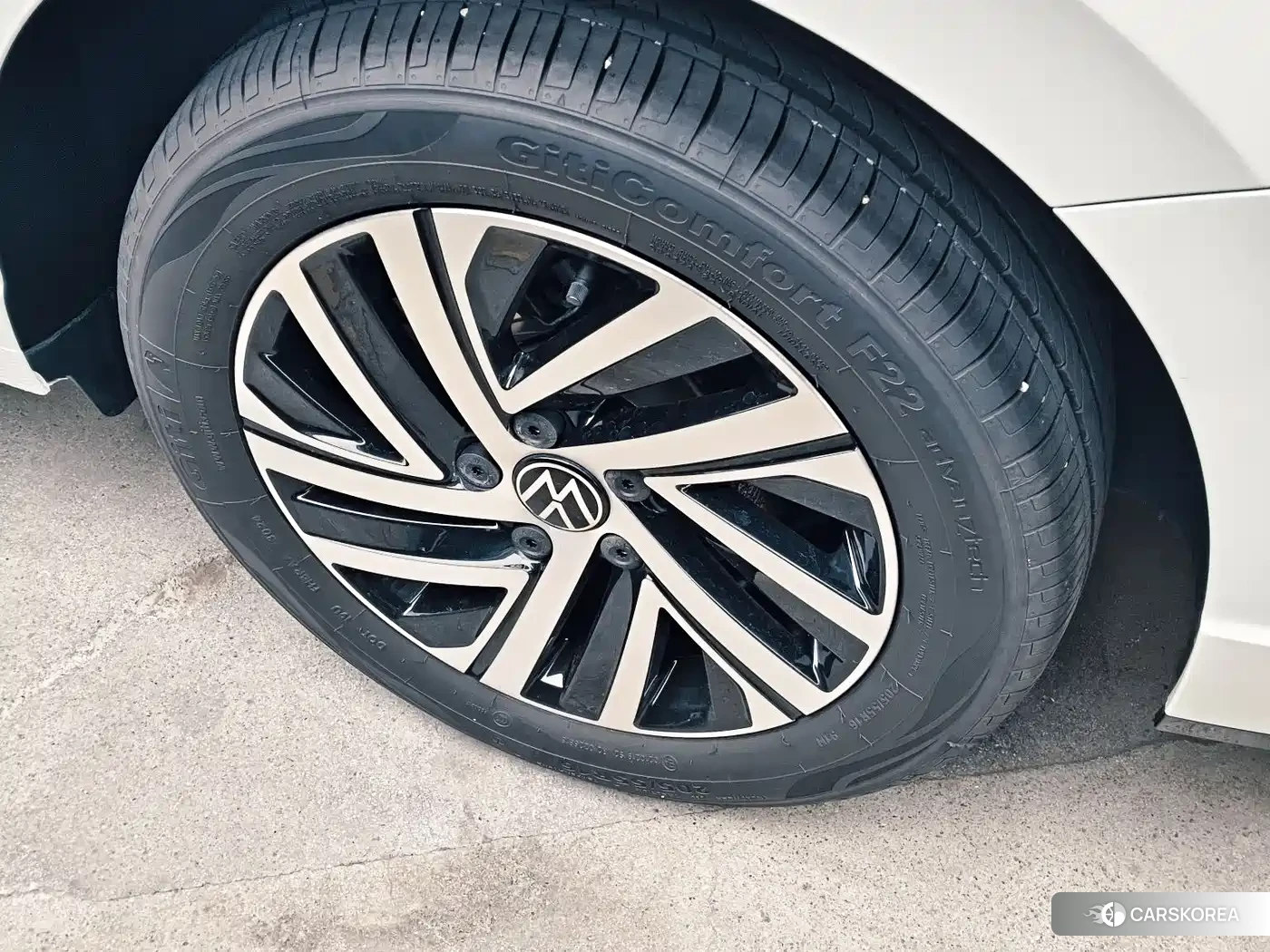 Volkswagen Lavida 2024 Белый из Китая, фото 6