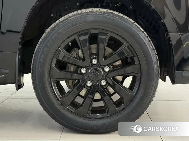 Toyota Land Cruiser (imported) 2020 Черный из Китая, фото 6