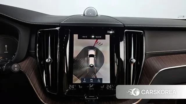 Volvo XC60 second Generation 2020 Белый из Кореи, фото 6