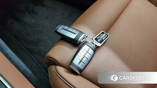 Genesis GV70 2023 Белый из Кореи, фото 6