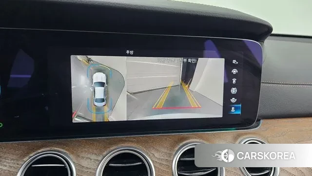 Mercedes-Benz E-Class W213 2022 Белый из Кореи, фото 6