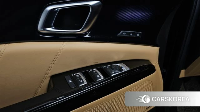 Kia Carnival 4th generation 2023 Черный из Кореи, фото 6