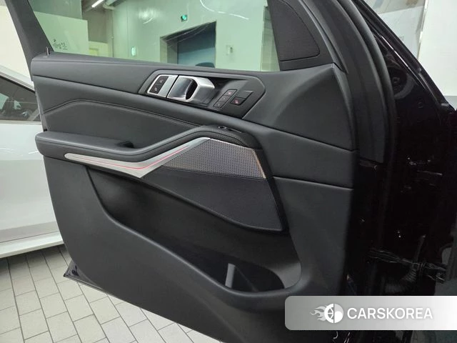 BMW X5 (G05) 2022 Черный из Кореи, фото 6