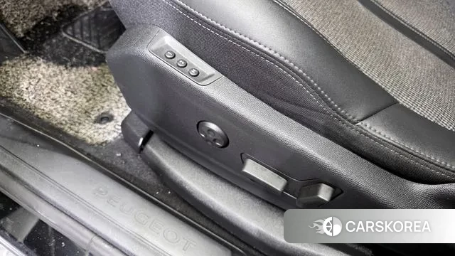 Peugeot 3008 second generation 2020 Черный из Кореи, фото 6