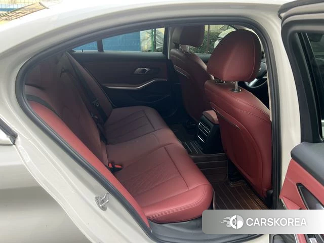 BMW 3 series 2023 Белый из Китая, фото 6