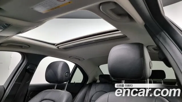 Mercedes-Benz C-Class W205 id 2724834 из Кореи 6