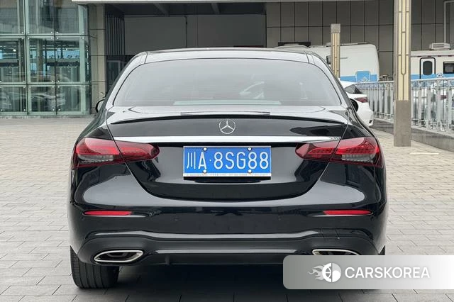 Mercedes-Benz E-class (imported) 2022 Черный из Китая, фото 6
