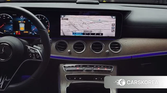 Mercedes-Benz E-Class W213 2023 Белый из Кореи, фото 6