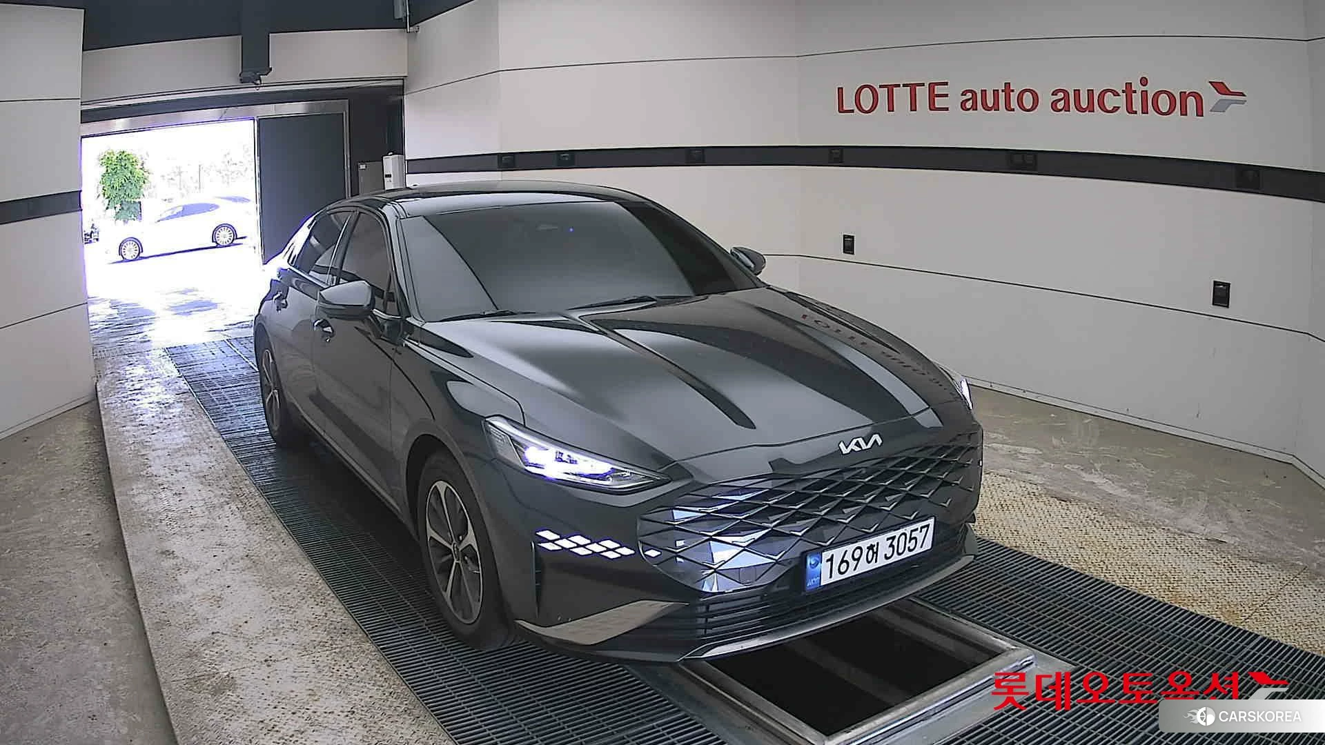 Kia K8 Hybrid 2022 Interstellagray из Кореи, фото 6