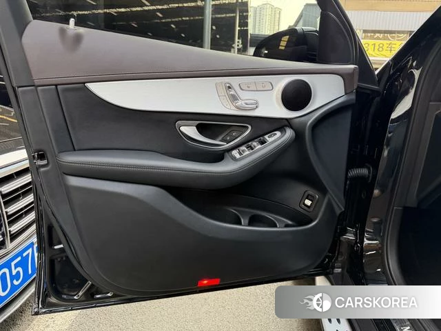 Mercedes-Benz GLC 2022 Черный из Китая, фото 6