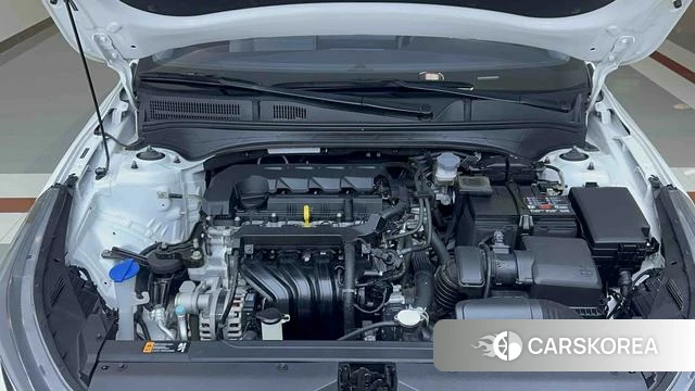 Kia K3 2023 Белый из Китая, фото 6