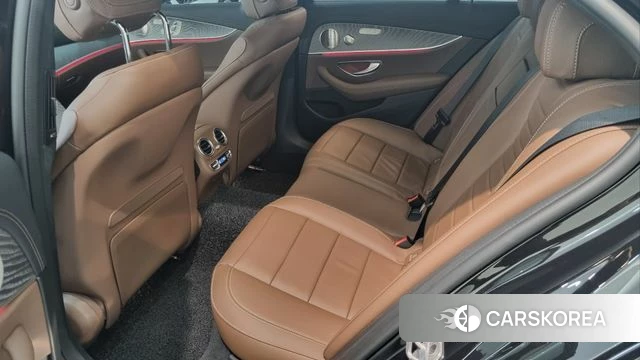 Mercedes-Benz E-Class W213 2022 Черный из Кореи, фото 6