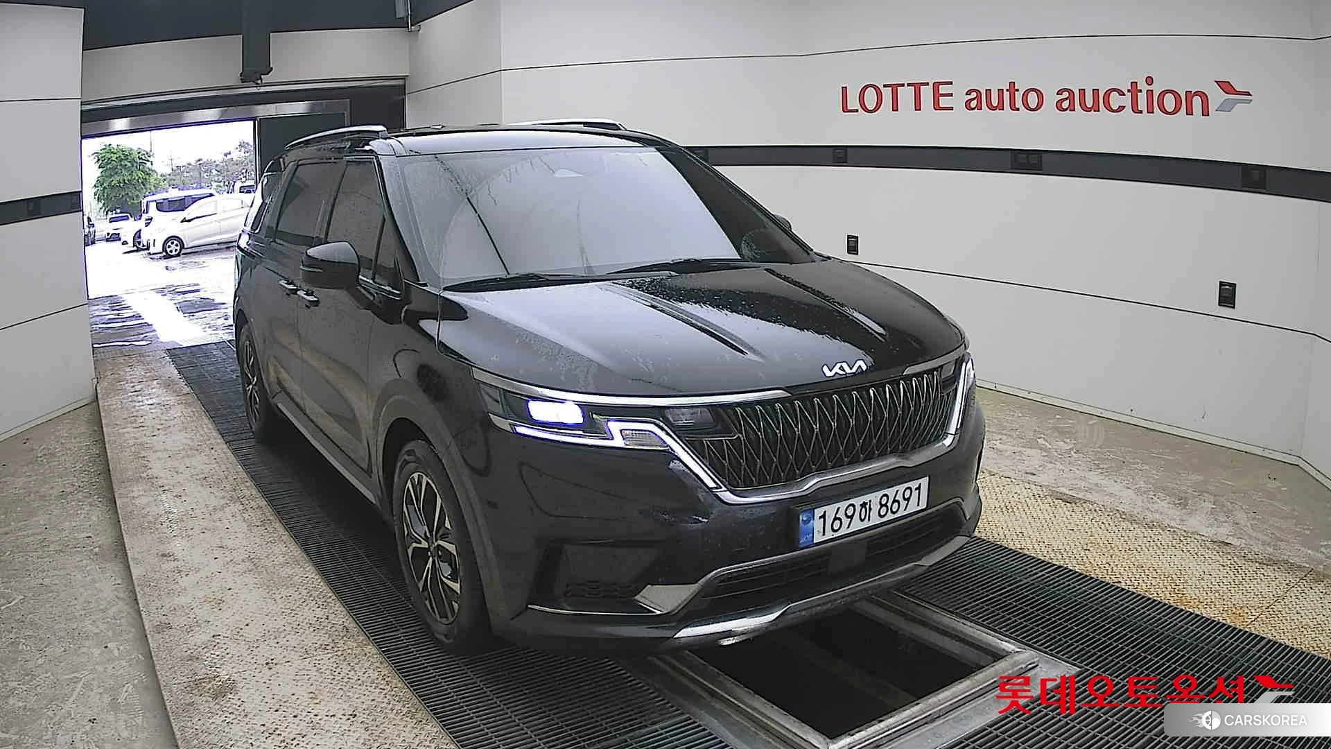 Kia Carnival 2023 Aurora Black Pearl из Кореи, фото 6