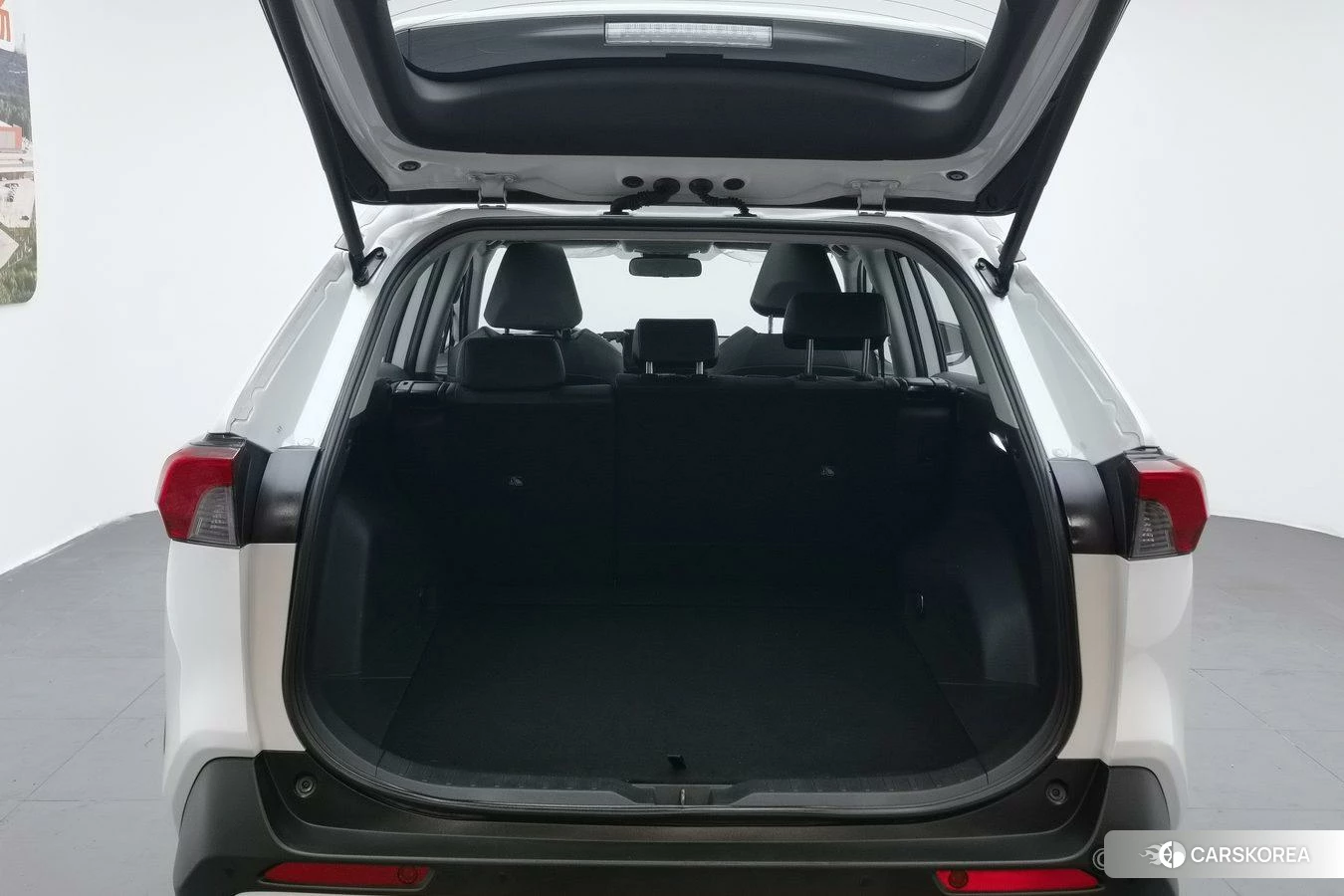 Toyota RAV4 Rongfang 2023 Белый из Китая, фото 6
