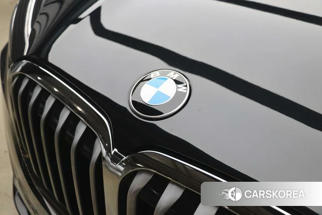 BMW X7 2021 Черный из Китая, фото 6