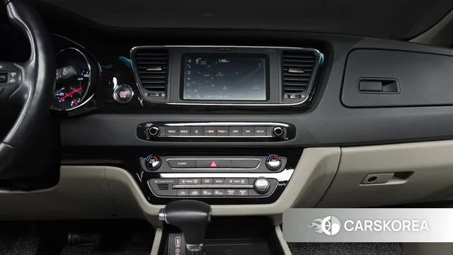 Kia The New Carnival 2018 Белый из Кореи, фото 6